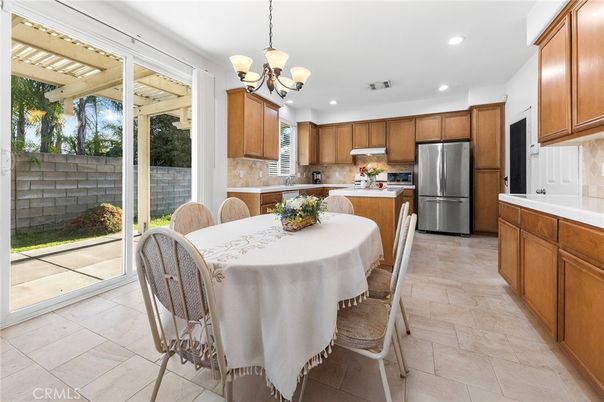Chandelier, Dining room, Interior, Kitchen, Recessed Lighting