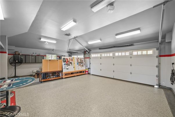 Garage, Interior