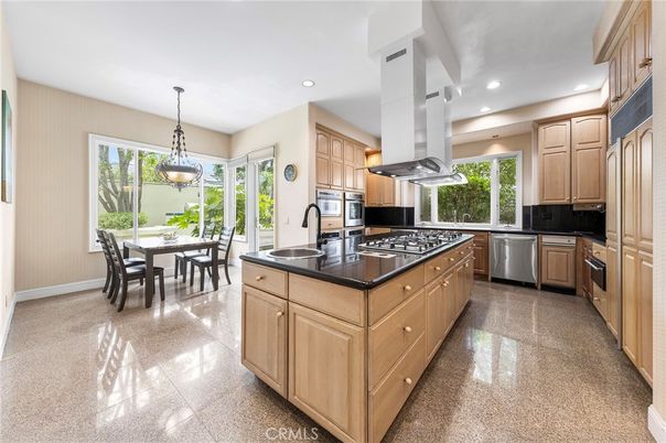 Dining room, Interior, Kitchen, Pendant Lights, Recessed Lighting, Stainless Steel Appliances