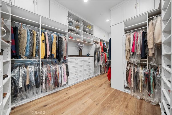 Interior, Recessed Lighting, Walk-in Closets, Wood Texture Flooring
