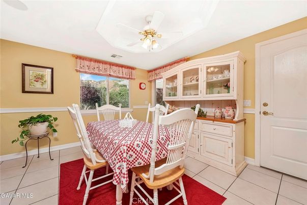 Dining room, Interior