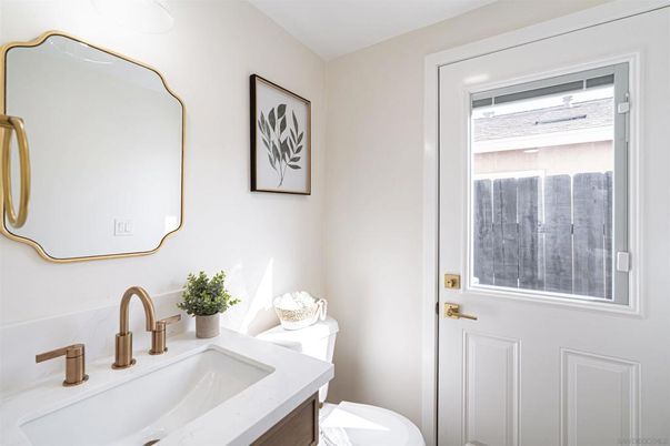 Bathroom, Interior