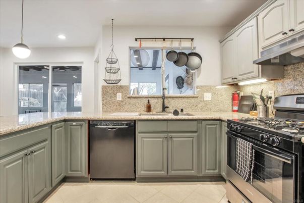 Interior, Kitchen, Pendant Lights, Recessed Lighting, Stainless Steel Appliances