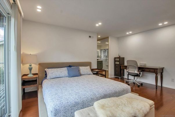 Bedroom, Home Office, Interior, Recessed Lighting, Wood Texture Flooring