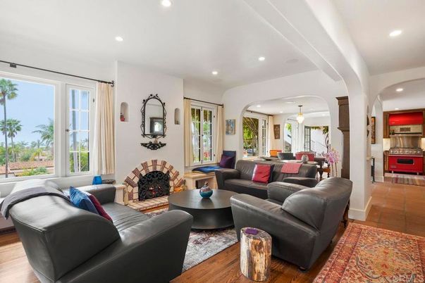 Fireplace, Interior, Living room, Pendant Lights, Recessed Lighting, Wood Texture Flooring