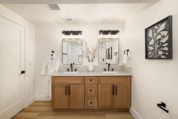 Bathroom, Dual Sink Vanities, Interior, Wood Texture Flooring