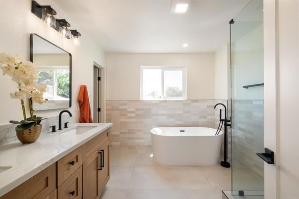Bathroom, Dual Sink Vanities, Free Standing Baths, Glass Shower, Interior, Recessed Lighting