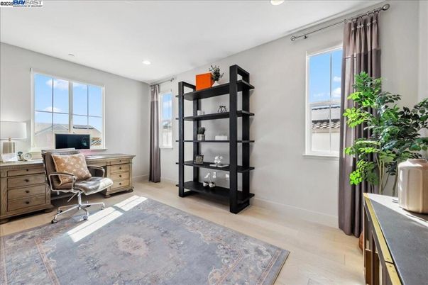 Home Office, Interior, Recessed Lighting, Wood Texture Flooring
