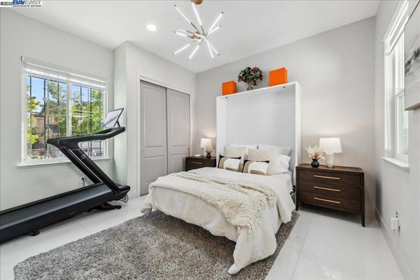 Bedroom, Fitness Equipment, Interior, Pendant Lights, Recessed Lighting