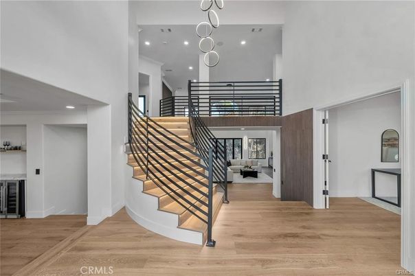 Interior, Pendant Lights, Recessed Lighting, Wood Texture Flooring