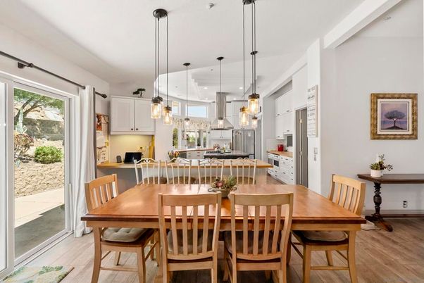 Dining room, Interior, Kitchen, Pendant Lights, Recessed Lighting, Wood Texture Flooring