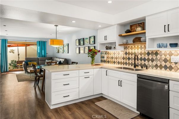 Dining room, Interior, Kitchen, Living room, Pendant Lights, Recessed Lighting, Wood Texture Flooring
