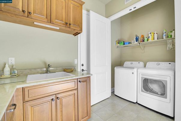 Interior, Washer