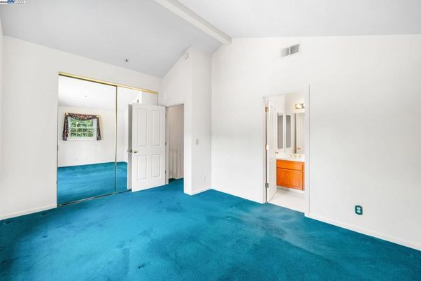 Bathroom, Empty room, Interior