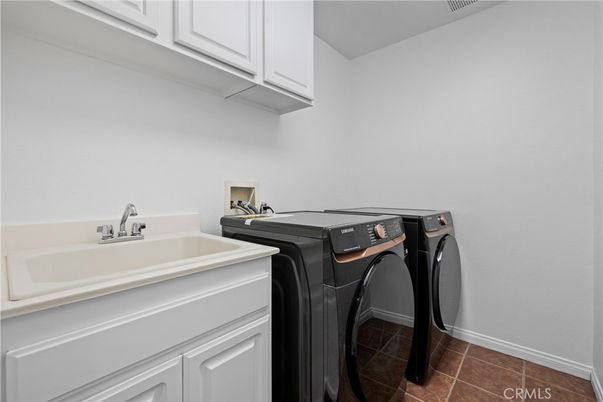 Interior, Washer