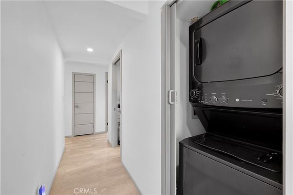 Interior, Recessed Lighting, Utility Closets, Washer, Wood Texture Flooring