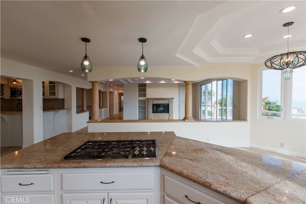Fireplace, Interior, Kitchen, Pendant Lights, Recessed Lighting