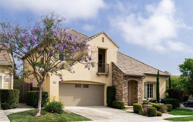 Attached, Exterior, Facade, Brick Facade, Tudor Revival