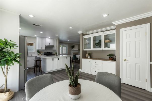 Dining room, Interior, Kitchen, Recessed Lighting, Wood Texture Flooring