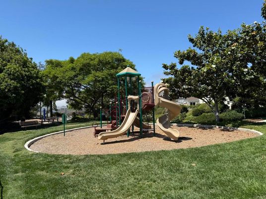 Backyard, Exterior, Playground