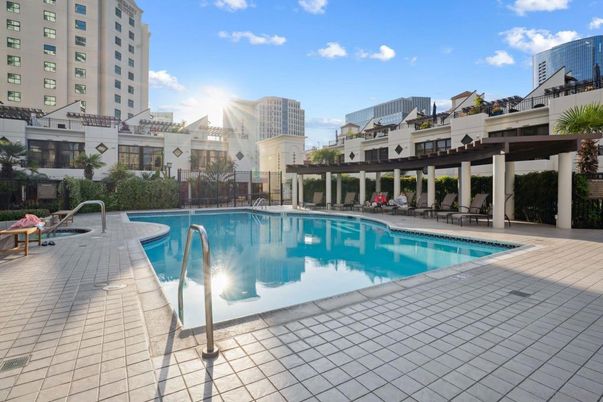 Exterior, Pool