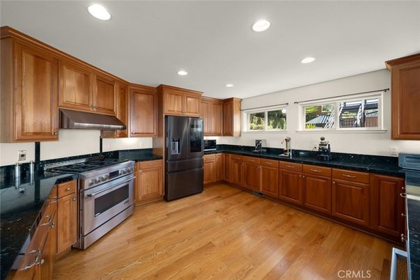 Interior, Kitchen, Recessed Lighting, Wood Texture Flooring