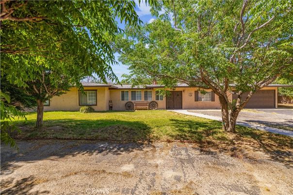 Attached, Backyard, Exterior, Facade, Ranch