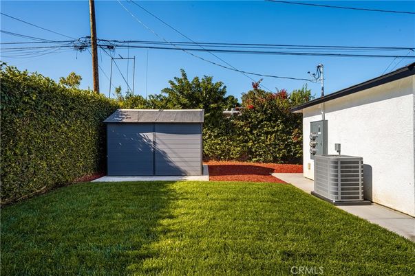 Backyard, Detached Garage, Exterior