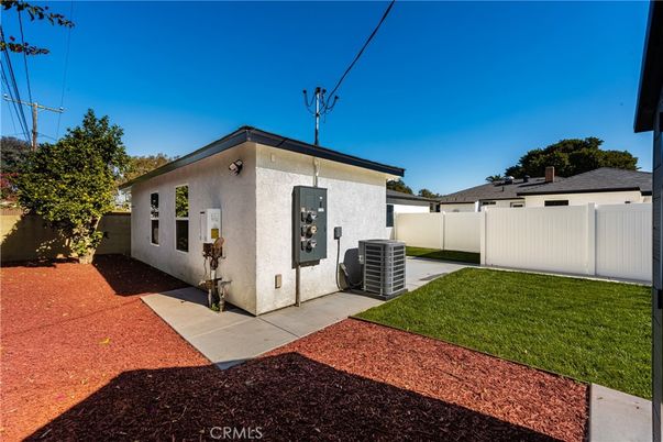 Backyard, Exterior