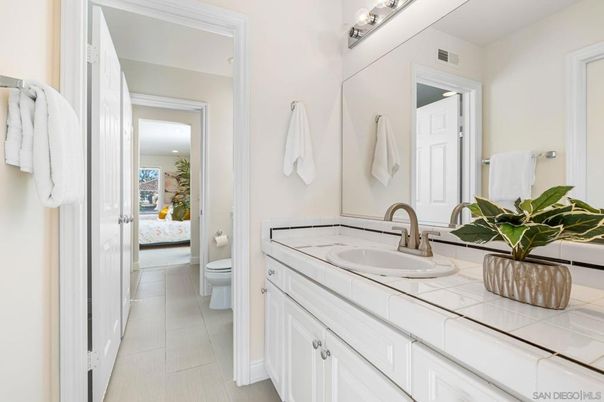 Bathroom, Interior, Tile Countertops