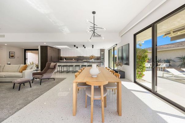 Dining room, Interior, Kitchen, Living room, Pendant Lights, Recessed Lighting, Stainless Steel Appliances