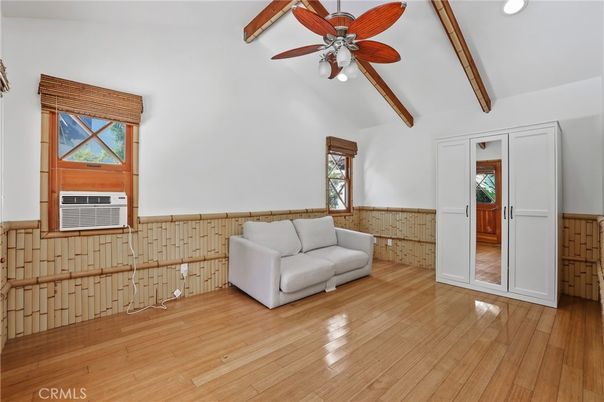 Empty room, Interior, Wooden Beams, Wood Texture Flooring