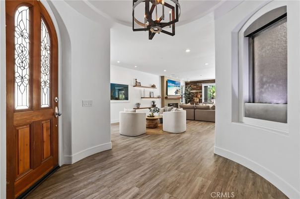 Dining room, Interior, Living room, Pendant Lights, Recessed Lighting, Wood Texture Flooring