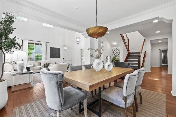 Dining room, Interior, Living room, Pendant Lights, Recessed Lighting, Wood Texture Flooring