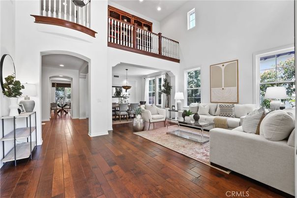 Dining room, Interior, Living room, Pendant Lights, Recessed Lighting, Wood Texture Flooring
