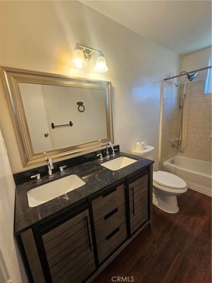 Bathroom, Dual Sink Vanities, Interior, Wood Texture Flooring