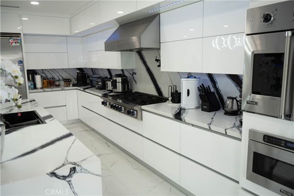 Interior, Kitchen, Marble, Recessed Lighting, Stainless Steel Appliances