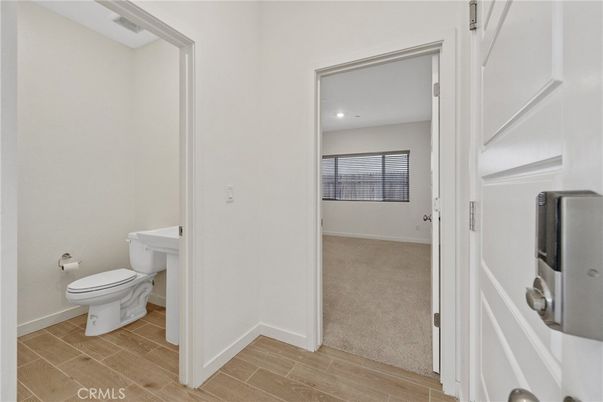 Bathroom, Interior, Recessed Lighting, Wood Texture Flooring