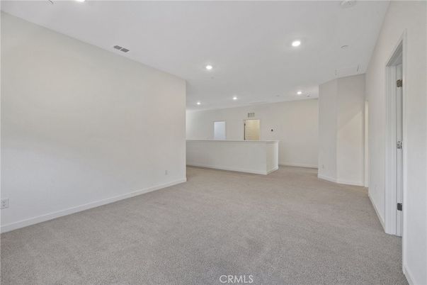 Empty room, Interior, Recessed Lighting