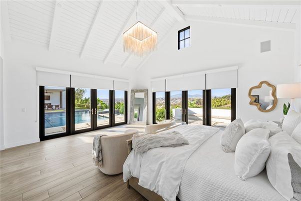 Bedroom, Interior, Pendant Lights, Water, Wood Texture Flooring