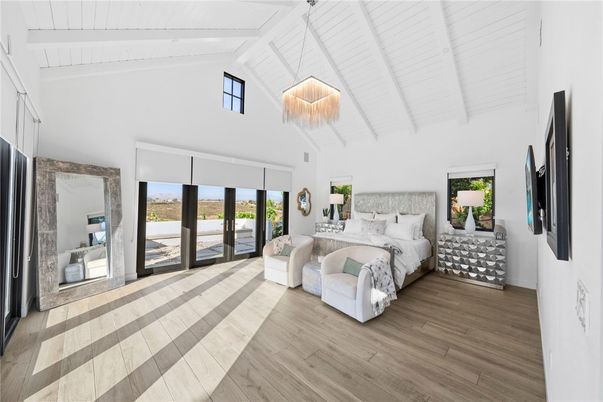 Bedroom, Interior, Pendant Lights, Wood Texture Flooring