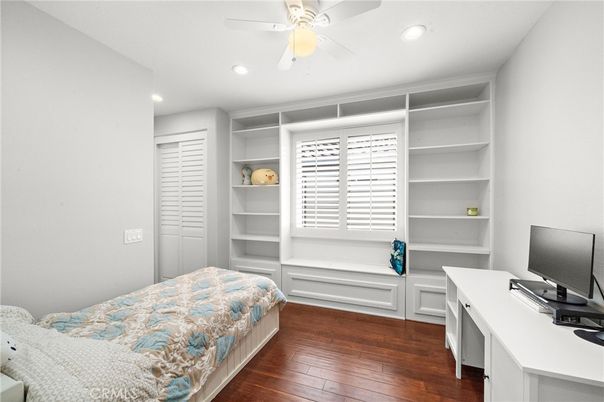 Bedroom, Home Office, Interior, Recessed Lighting, Wood Texture Flooring