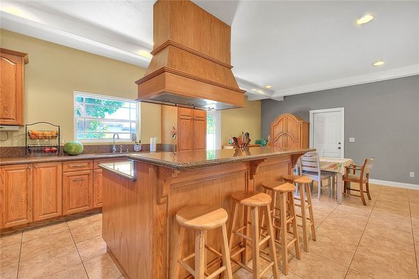 Dining room, Interior, Kitchen, Recessed Lighting