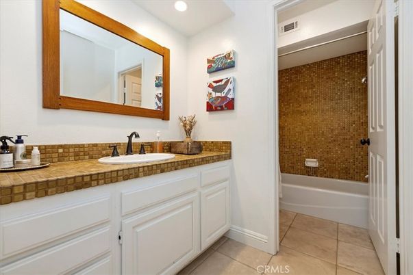 Bathroom, Interior, Recessed Lighting, Tile Countertops