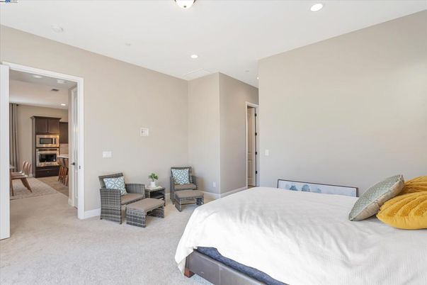 Bedroom, Interior, Recessed Lighting