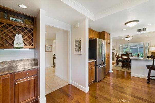Chandelier, Dining room, Interior, Kitchen, Recessed Lighting, Wood Texture Flooring