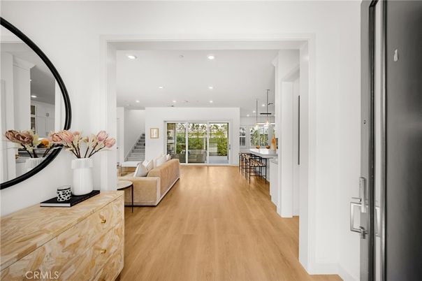 Interior, Kitchen, Living room, Pendant Lights, Recessed Lighting, Wood Texture Flooring