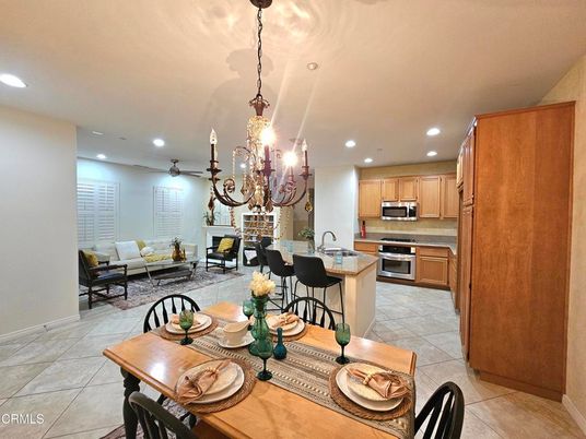 Chandelier, Dining room, Interior, Kitchen, Living room, Pendant Lights, Recessed Lighting, Stainless Steel Appliances
