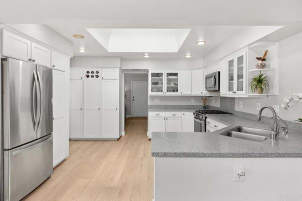 Interior, Kitchen, Recessed Lighting, Wood Texture Flooring