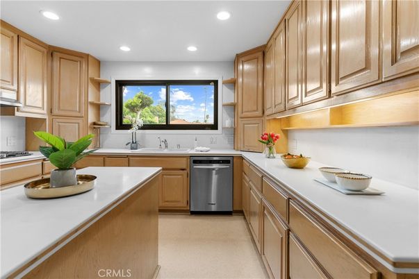 Interior, Kitchen, Recessed Lighting